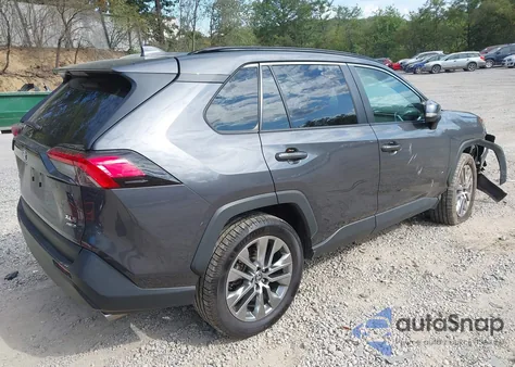 2023 Toyota Rav4 Xle Premium z USA, uszkodzony, nr VIN 2T3A1RFV0PW383632